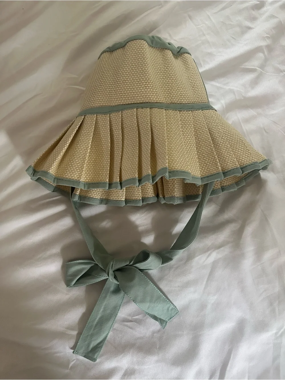 Brand new-Lorna Murray style Pleated Straw Sun Hat with Mint Trim - Picture 1 of 2